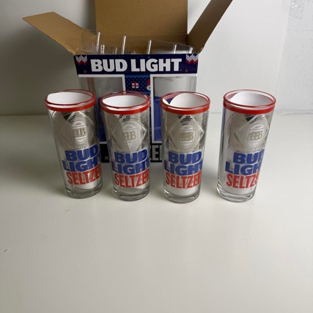 Set of 4 Glass Bud Light Tumbler Glasses